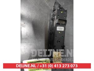 Hyundai IX35 Multi-functional window switch O727784 photo 3