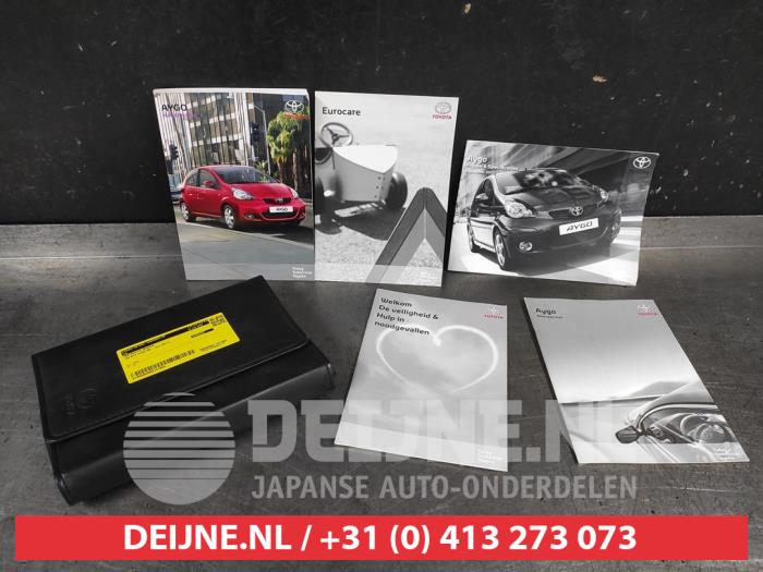 Toyota Aygo Instructie Boekje O727828