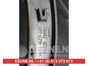 Nissan X-Trail Schmutzfänger Leiste O727858 foto 3