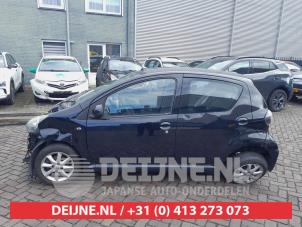 Toyota Aygo Portier 4Deurs links-voor O727866 foto 3