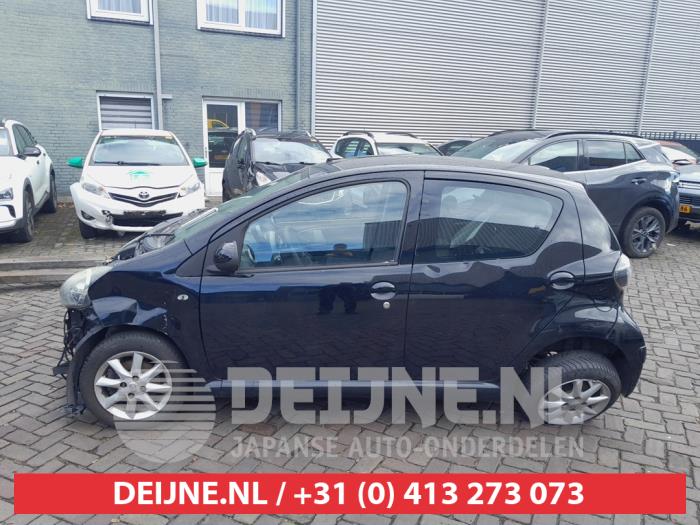 Toyota Aygo Door window 4-door, front left O727867