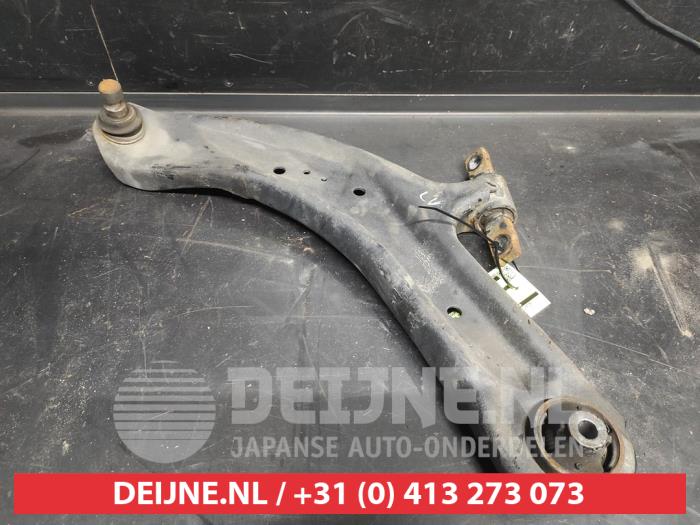 Nissan X-Trail Querlenker unten links vorne O727891