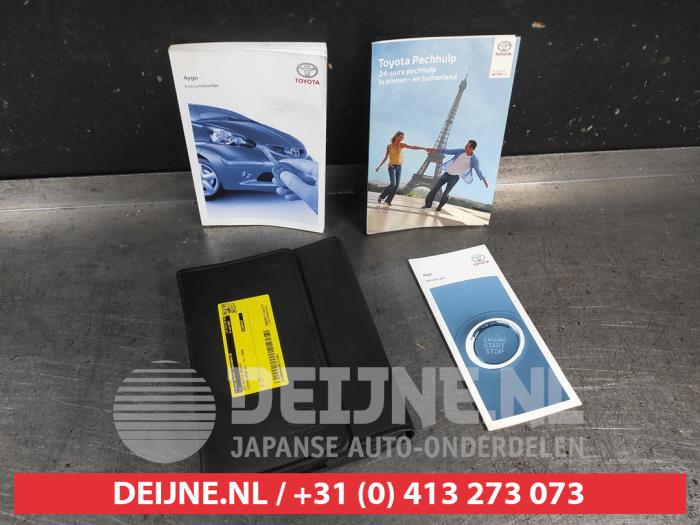 Toyota Aygo Instructie Boekje O727904