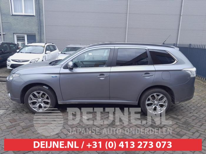 Mitsubishi Outlander Türscheibe 4-türig links hinten O727928