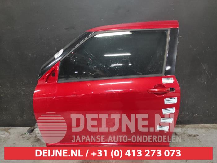 Suzuki Swift Portier 2Deurs links O727962