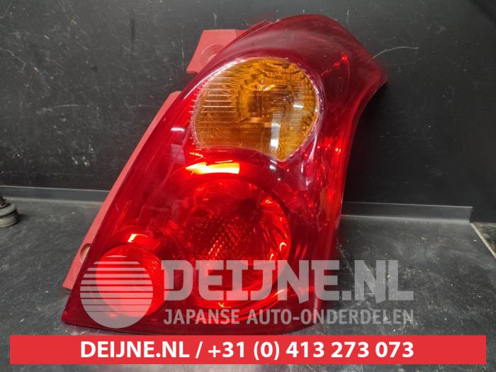 Suzuki Swift Achterlicht rechts O727968