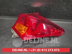 Toyota Auris Rücklicht rechts O728035 foto 3
