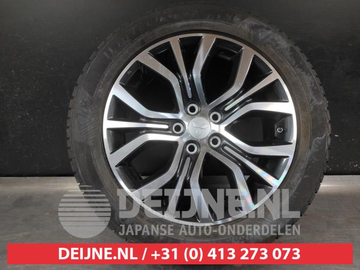 Mitsubishi Outlander Velgen set + winterbanden O728060