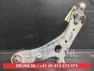 Hyundai IX35 Front lower wishbone, right O728065 photo 2