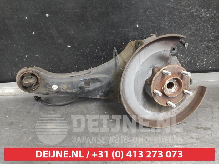 Mitsubishi Outlander Fusee links-achter O728253