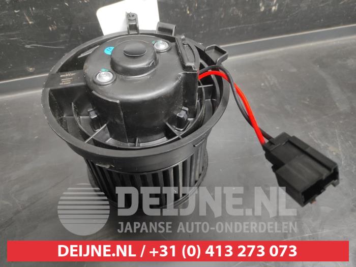 Nissan Qashqai Heizung Belüftungsmotor O728303
