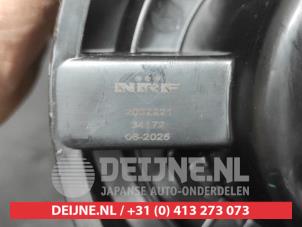 Nissan Qashqai Heizung Belüftungsmotor O728303 foto 3