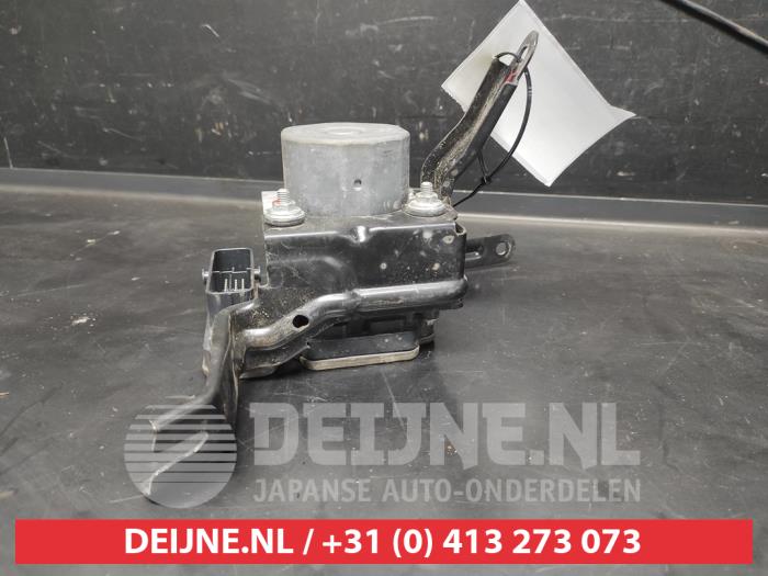 Suzuki SX-4 ABS Pomp O728397