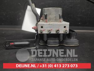 Suzuki SX-4 ABS pump O728397 photo 2