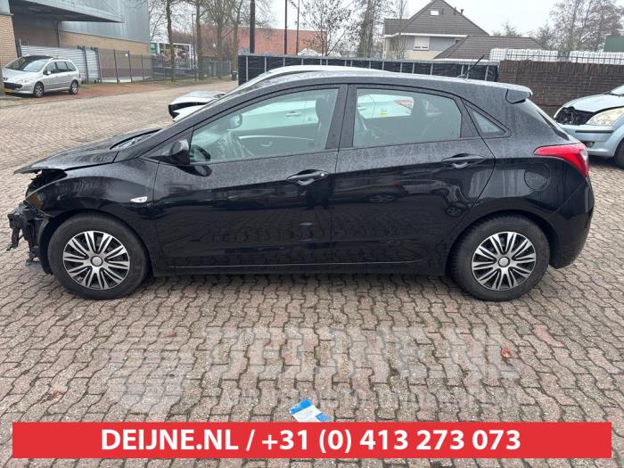 Hyundai I30 Portierruit 4Deurs links-voor O728470