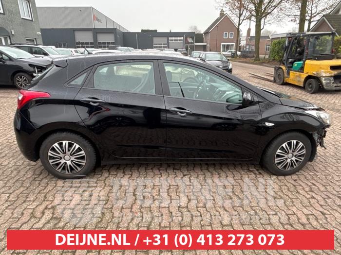 Hyundai I30 Extra Ruit 4Deurs rechts-achter O728484