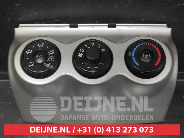 Toyota Urban Cruiser Heizung Bedienpaneel O728572