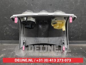 Toyota Urban Cruiser Heater control panel O728572 photo 2