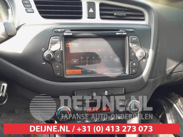 Kia Ceed Heizung Bedienpaneel O728444