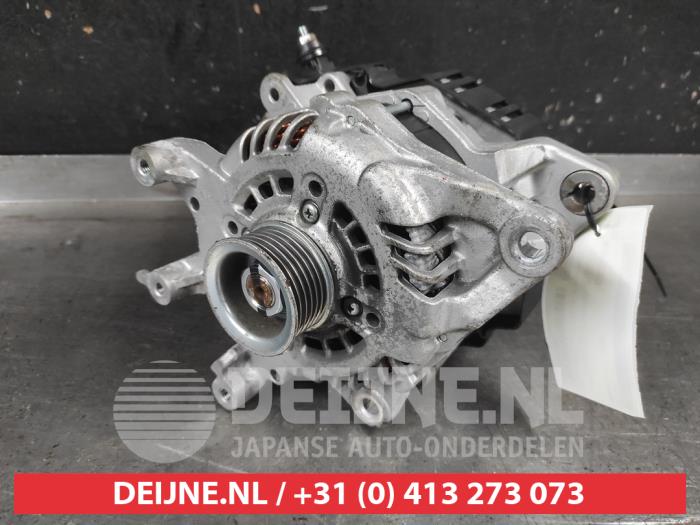 Gebruikte Dynamo Mazda CX-5 II (KF) 2.0 SkyActiv-G 165 16V 2WD Prijs op aanvraag aangeboden door V.Deijne Jap.Auto-onderdelen BV