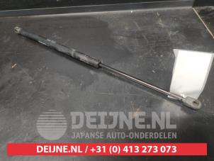 Hyundai Tucson Rear gas strut, right O728768 photo 2