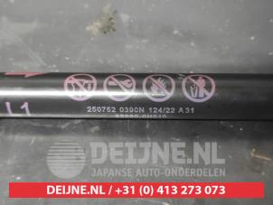 Toyota Aygo X Gasdämpfer links hinten O728771 foto 3
