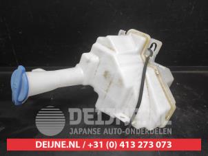 Hyundai Ioniq Front windscreen washer reservoir O728774 photo 3