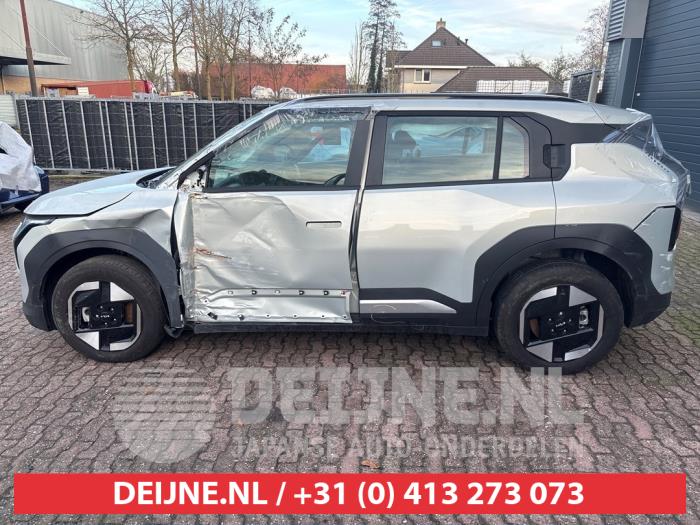 Kia EV3 Driehoeks Ruit links-achter O728902