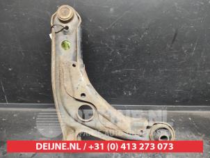 Toyota Urban Cruiser Front lower wishbone, left O728913 photo 2
