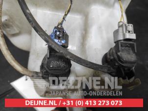 Suzuki Celerio Scheibensprühertank vorne O728995 foto 2