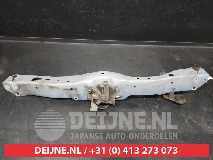 Suzuki Celerio Schlossträger vorne O728998