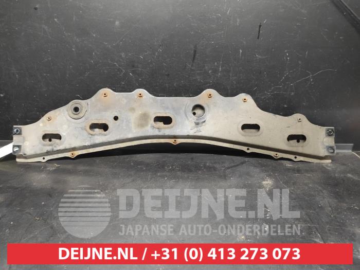 Suzuki Celerio Radiatorbalken O729000