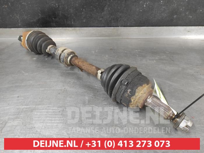 Nissan Note Aandrijfas links-voor O729091