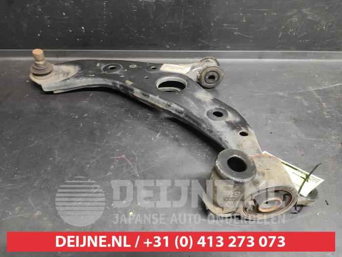 Mazda CX-5 Draagarm onder links-voor O729172