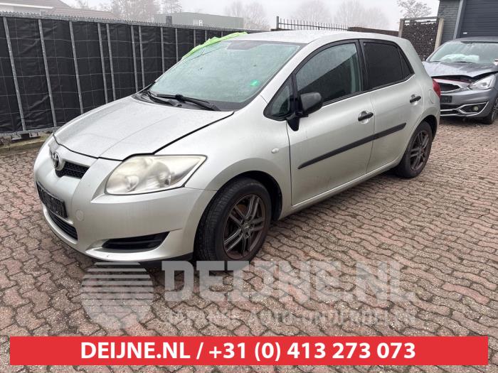 Toyota Auris Koplamp links O729257