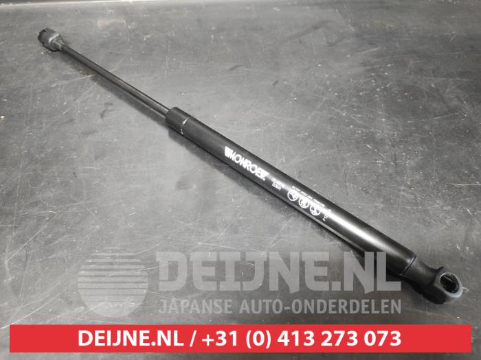 Kia Soul Rear gas strut, right O729289