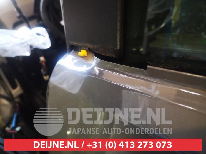 Kia EV3 Portier 4Deurs links-achter O729313