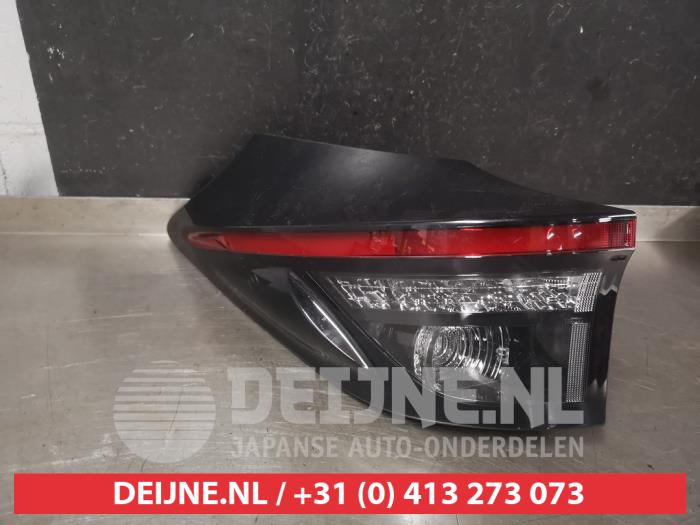 Toyota Yaris Cross Taillight, left O729433