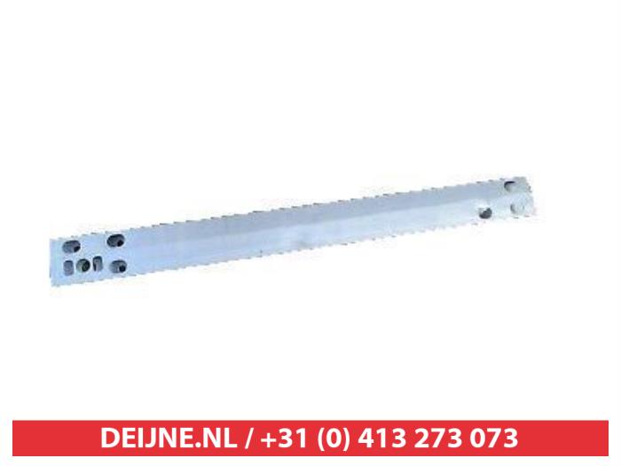 Toyota Prius Stoßstangeträger hinten O9990009999