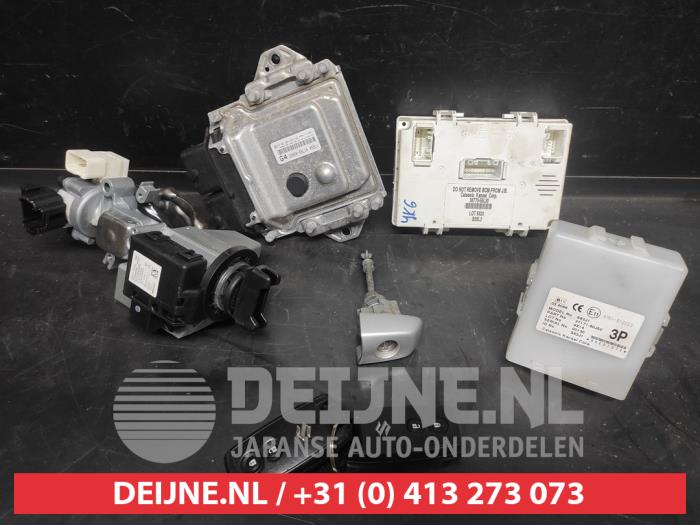 Gebruikte Computer Motormanagement Suzuki SX4 (EY/GY) 1.6 16V 4x2 Prijs op aanvraag aangeboden door V.Deijne Jap.Auto-onderdelen BV