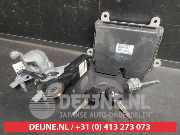 Computer Motormanagement Mitsubishi Outlander (CW), 2006 / 2012 2.0 16V 4x2, SUV, Benzine, 1.997cc, 108kW (147pk), FWD, 4B11, 2006-11 / 2012-11, CW41; CW4W; CWCB41 (Gebruikt)