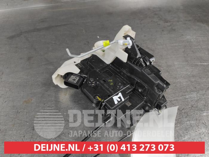 Kia EV3 Deurslot Mechaniek 4Deurs links-voor O730132