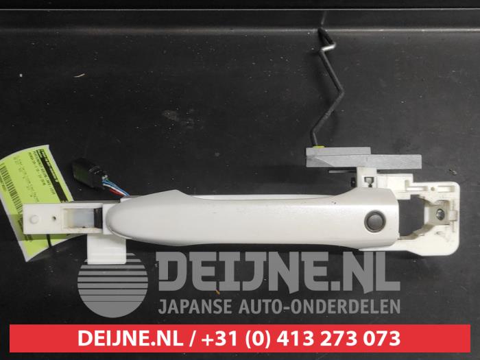 Honda CR-V Door handle 4-door, front left O730331