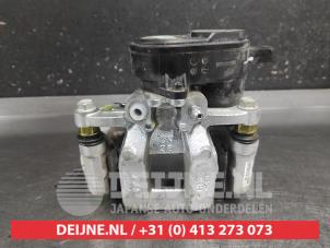 Kia EV3 Rear brake calliper, right O730333 photo 3