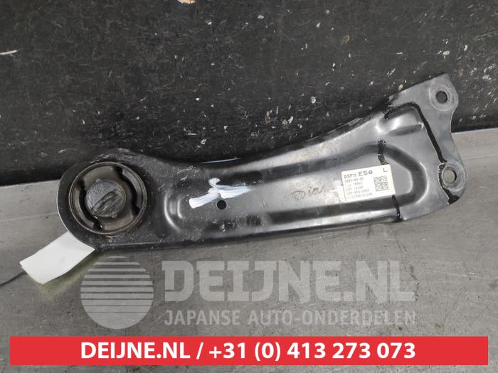 Kia EV3 Draagarm links-achter O730434