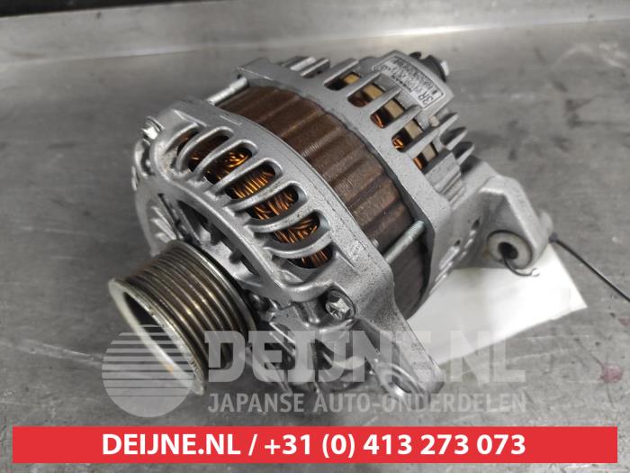 Gebruikte Dynamo Nissan 370 Z (Z34A) 3.7 V6 24V Prijs op aanvraag aangeboden door V.Deijne Jap.Auto-onderdelen BV