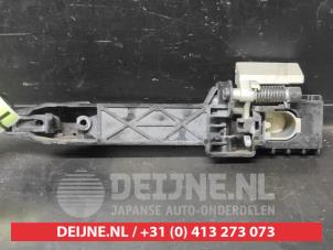 Nissan Qashqai Front door handle 4-door, right O730479 photo 2