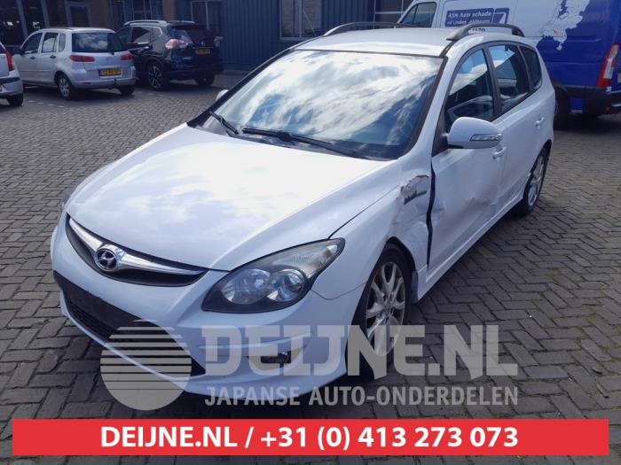 Hyundai I30 Scheinwerfer links O730517