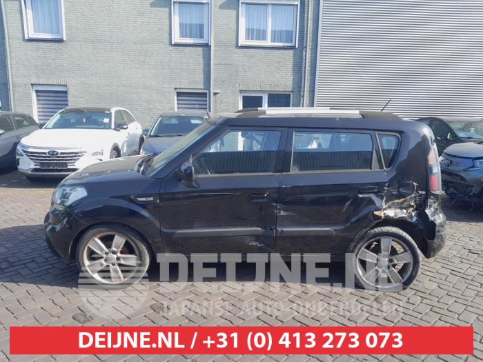Kia Soul Door window 4-door, front left O730596