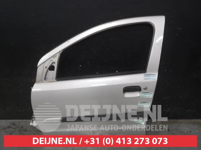 Suzuki Alto Tür 4-türig links vorne O730633